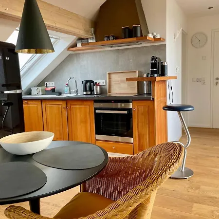 Lichtdurchflutetes Mit Dachterasse Zwischen Koeln Und Duesseldorf * Dormagen