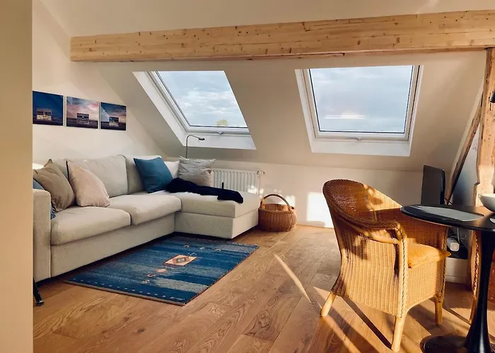 Lichtdurchflutetes Mit Dachterasse Zwischen Koeln Und Duesseldorf Appartement *